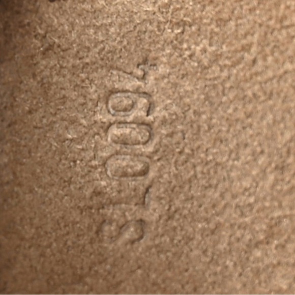 AUTHENTIC LOUIS VUITTON 
Monogram Multicolor Pochette Accessories Black - Picture 5 of 8